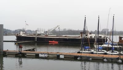 Spits (uit 1928, 38m)