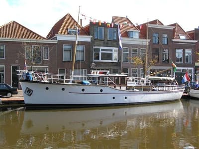 De Vries Lentsch (uit 1938, 17.66m)