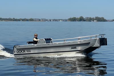 DOCK Steel 650 (uit 2025, 6.5m)