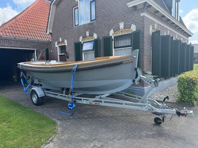 Sloep 6.25m 2021 – Kapiteinssloep met jonge Sole-diesel
