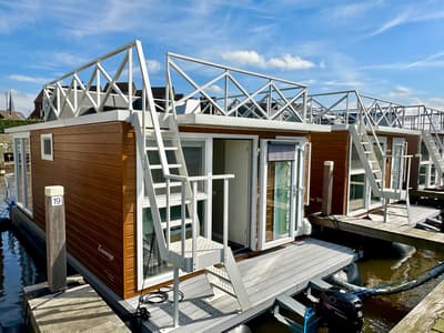 Havenlodge (uit 2022, 11m)