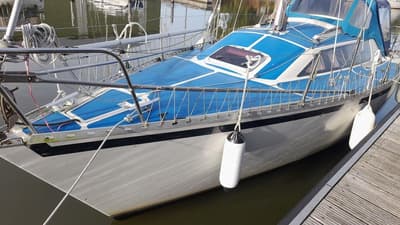 Kyrie Feeling 720 (uit 1983, 7.6m)
