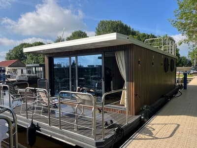 Nordic Season Houseboat (uit 2026, 12.99m)