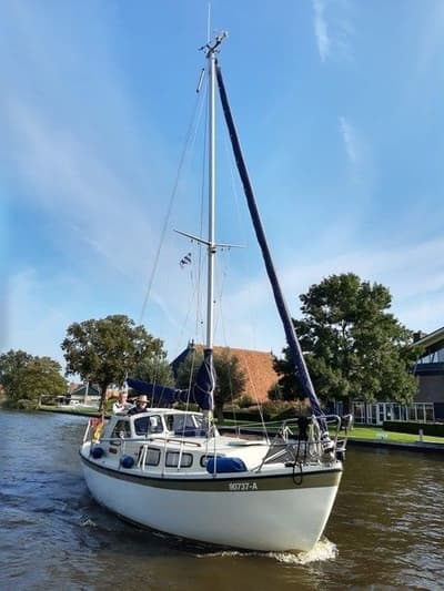 LM 27 (uit 1974, 8.35m)