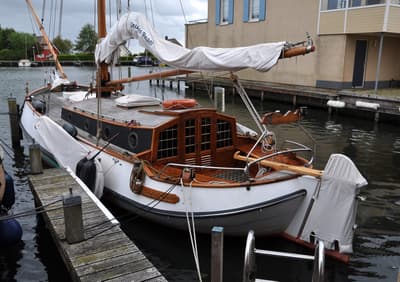 Vollenhovense Bol 975 (uit 1978, 9.75m)