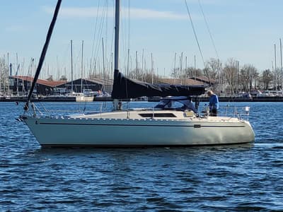 Beneteau First 35