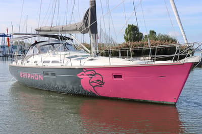 Beneteau (uit 2004, 12.6m)