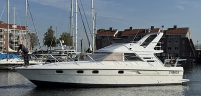 Fairline Fairline 43 Flybridge (uit 1990, 14.1m)