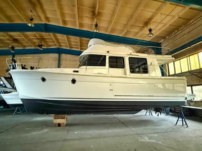 Beneteau Beneteau Swift Trawler 34 Flybridge (uit 2016, 10.98m)