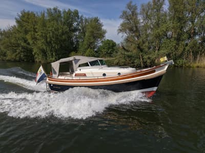 Makma Makma 900 Cabin (uit 2002, 9m)