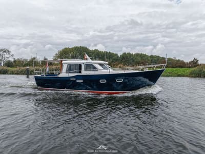 Van Vossen (uit 2006, 9m)