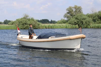 Jan van Gent (uit 2001, 8.2m)