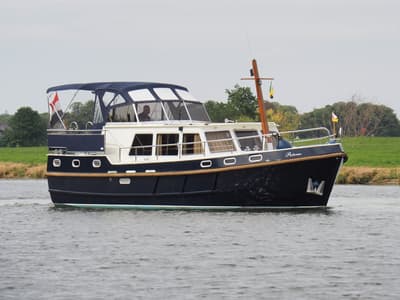 Barkas (uit 2001, 11m)