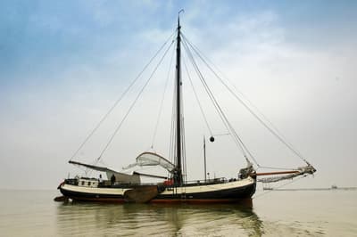 Tjalk 24.50 1907 – Gecertificeerd charterschip of woonboot