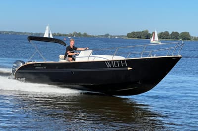 Blackfish Crossover 900 (2011) – Aluminium center console