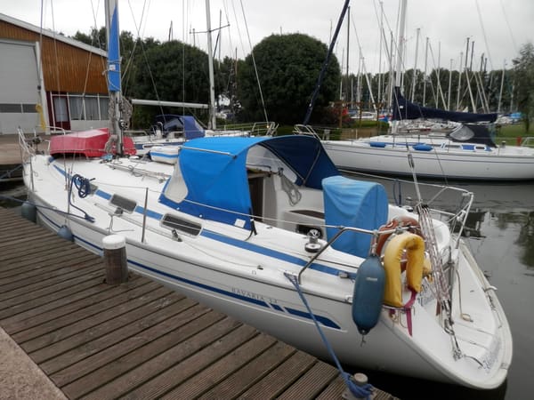 Bavaria 34-3 (2001) – zeilboot met drie tweepersoonshutten