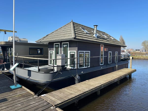 PRINS HOMESHIP 1350 Houseboat 2006 – Vaarbewoonbaar met 130pk