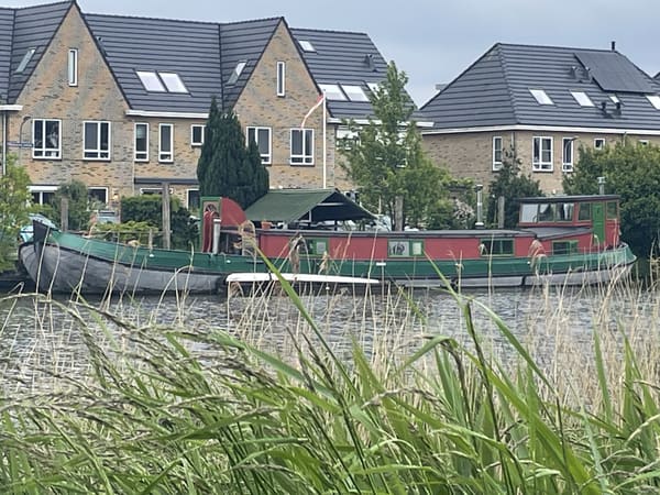 Groninger Boltjalk 22.50m 1915 – warm verbouwd woonschip met ligplaats