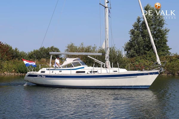 Hallberg-Rassy 36 2003 – German Frers Design, weinig draaiuren
