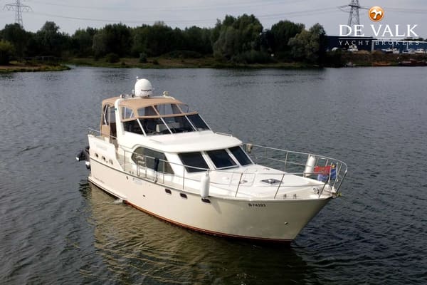 Vischer Yachting Custom 125AC