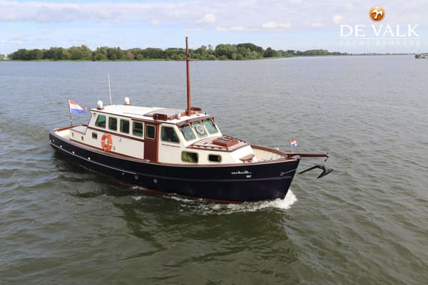 Brooke Marine Motor Yacht