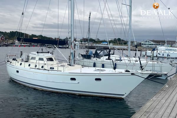 Overseas 394 2018 – Swedish Blue Water Cruiser