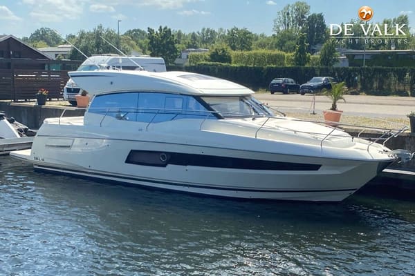 Prestige 460S 2023 – Weinig draaiuren, IPS Aandrijving