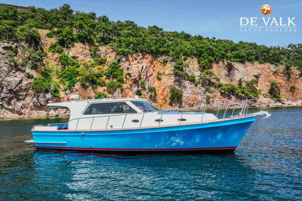 Lobster 42 OC 2025 – Twin-Diesel Pilothouse Cruiser