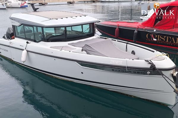 Saxdor 320 GTC 2023 – Finse crossover met dubbele V8