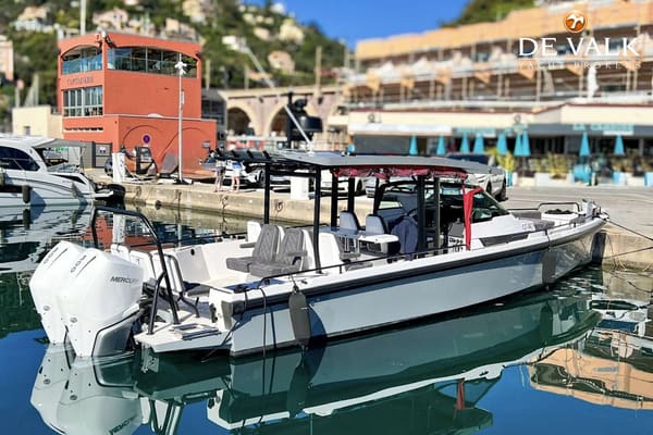 Axopar 37 Sun Top 2018 – 600pk Twin Outboard Performance