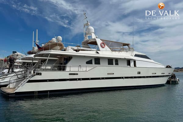 Azimut 90
