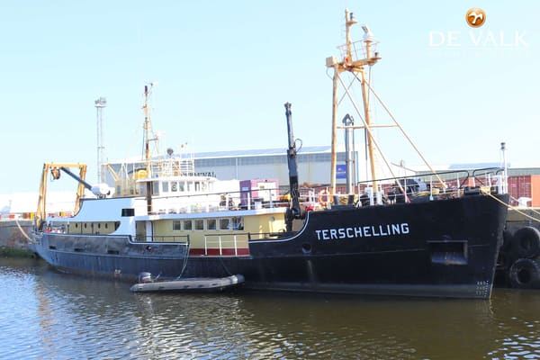 Custom-built Explorer 1963 – 38m ex-boeienschip Arctische expeditie