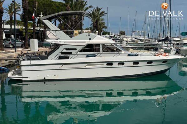 Fairline 43