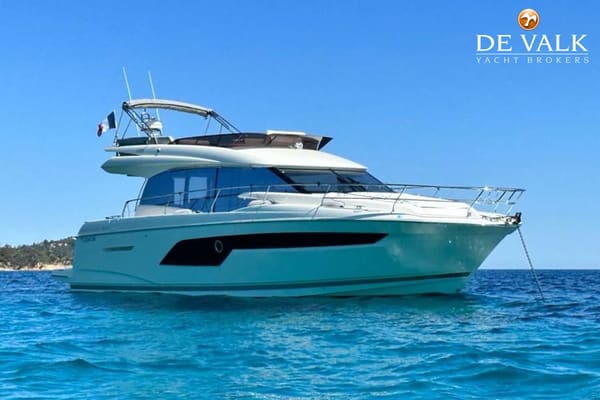 Jeanneau Prestige 50.