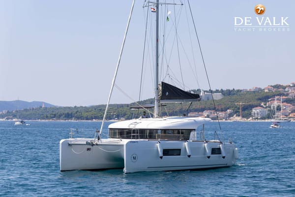 Lagoon 40 2022 – Zescabine charter-bewezen catamaran