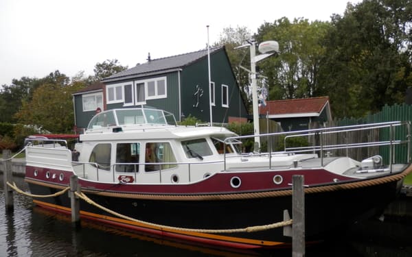 Linssen 380 Dutch Sturdy AC Twin 2002 – Stalen tweemotorige cruiser