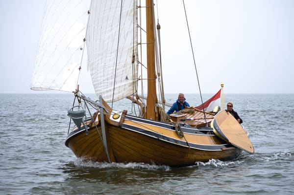 Boeier Lantinga 900 1908 – Authentieke houten zeilboot vaarklaar