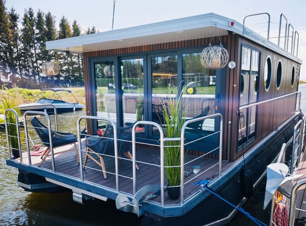 Nordic Season NS 40 Eco 2025 – Duurzame houseboat met sauna
