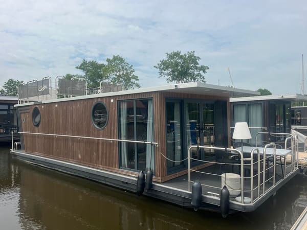 Nordic Season NS 40 Eco 2023 – houseboat met vaste ligplaats