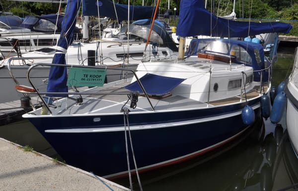 Argonaut 860 1974 – Stalen zeilboot met nieuwe motor