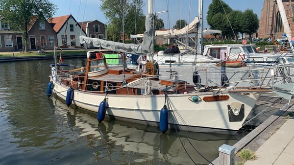 Nienke 10.75 uit 1965 – klassiek stalen zeilschip