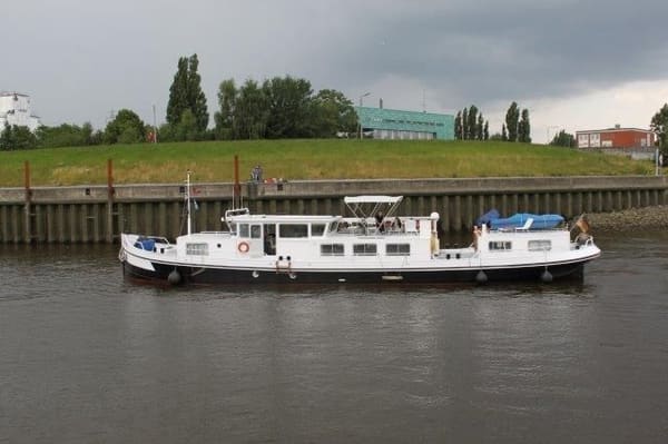 Motorschip Victor 1928 – stalen 25m woonschip
