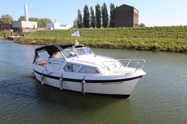 Skagerrak 720 uit 2008 – zeewaardige weekender met 4 slaapplaatsen