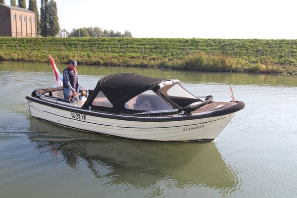 Antaris 630 Flying Lounge 2007 – snelvaren met Yanmar 100 pk