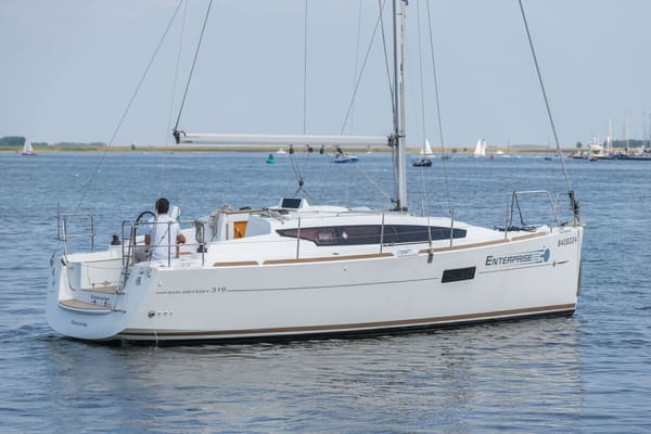 Jeanneau Sun Odyssey 319 2018 – Slechts 159 motoruren