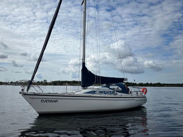 Dehler 34 Top 1992 – sportieve Van de Stadt met nieuwe motor
