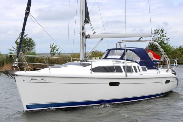 Hunter 340 2000 – vleugelkiel en ruime indeling