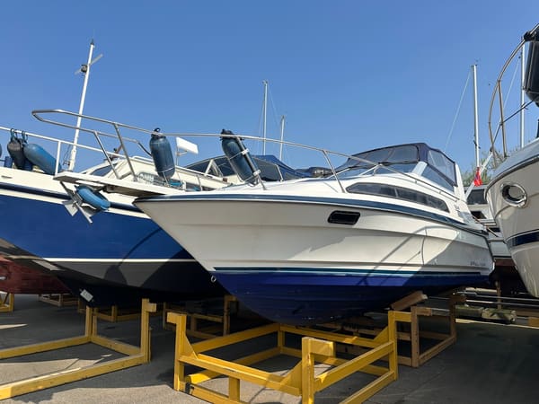 Bayliner 2855 1991 – ruime kajuitcruiser met inboordmotor