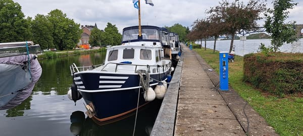 Combi Kotter GSAK 1985 – Stalen zeebonk met 40 motoruren