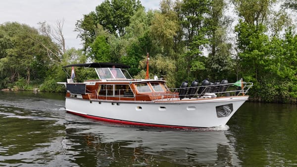 Lowland Rondspant Kruiser 13.00 AK Cabrio 1974 – 2-huts staalsteven